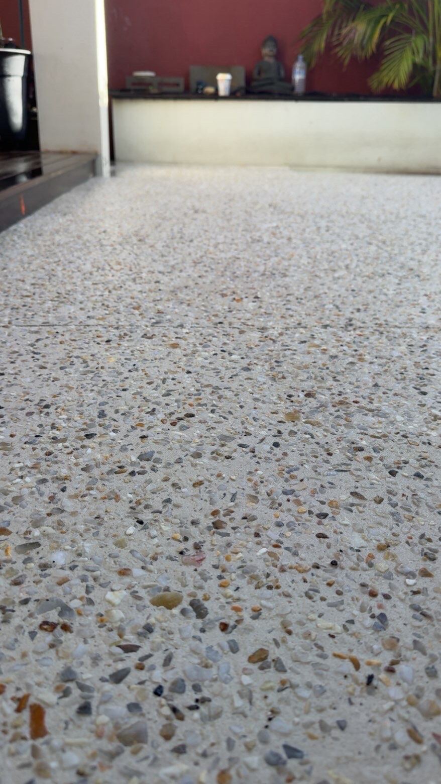 Exposed aggregate finish close-up